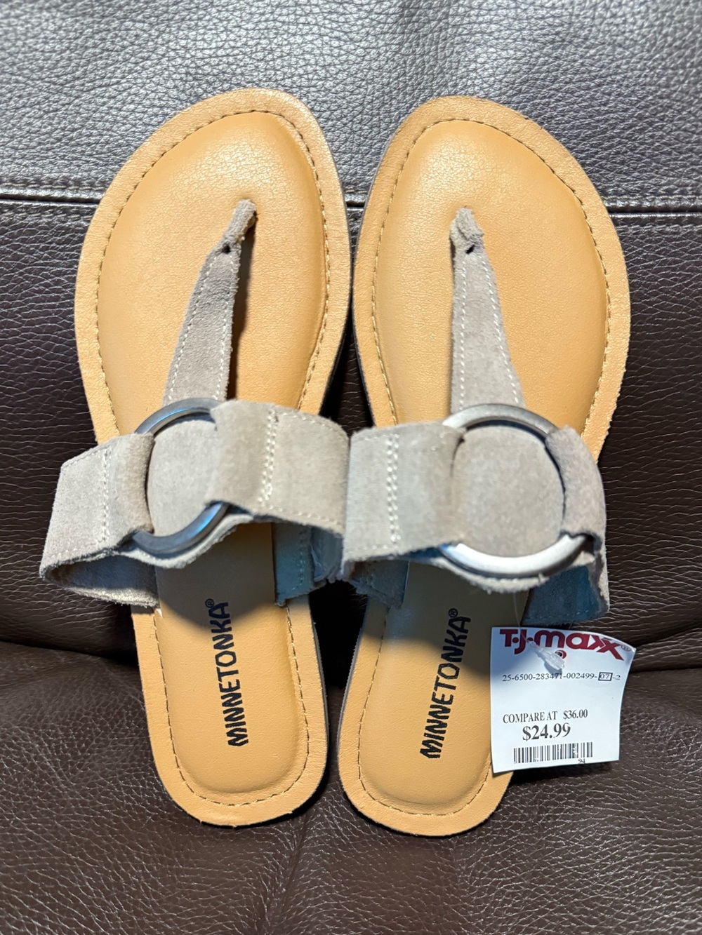 Minnetonka Tan Suede Ring-Detail Toe-Post Sandals